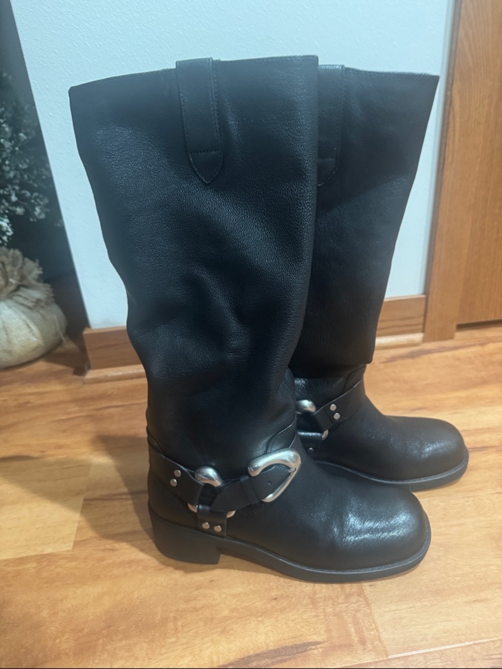 AEROSOLES Black Leather Combat Moto Boots with Silver Harness